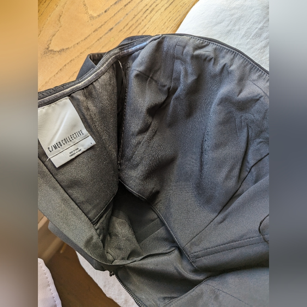 Off The Shoulder Structured Top, Size Small - image 3